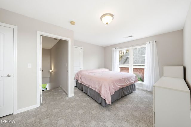 2208 Hiwassee Drive, Kingsport, TN 37664