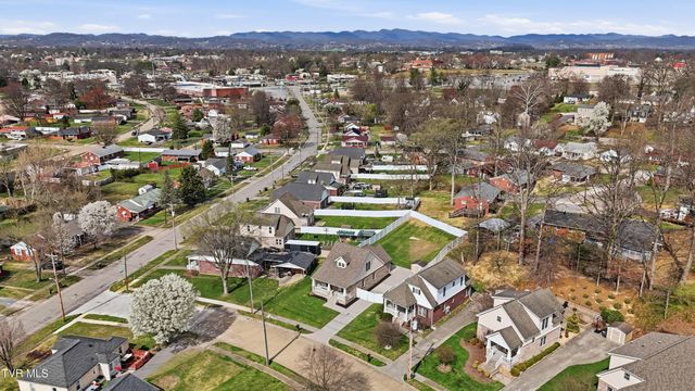 2208 Hiwassee Drive, Kingsport, TN 37664