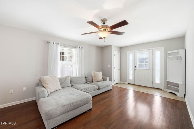 2208 Hiwassee Drive, Kingsport, TN 37664