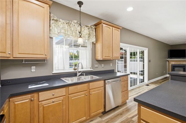 110 Timberline Dr, N Franklin Twp, PA 15301