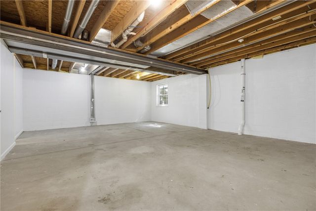110 Timberline Dr, N Franklin Twp, PA 15301