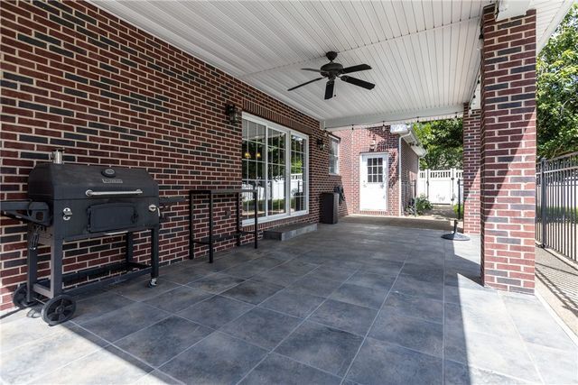 110 Timberline Dr, N Franklin Twp, PA 15301