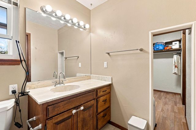 1301 Ridgecrest Loop SE, Albuquerque, NM 87108