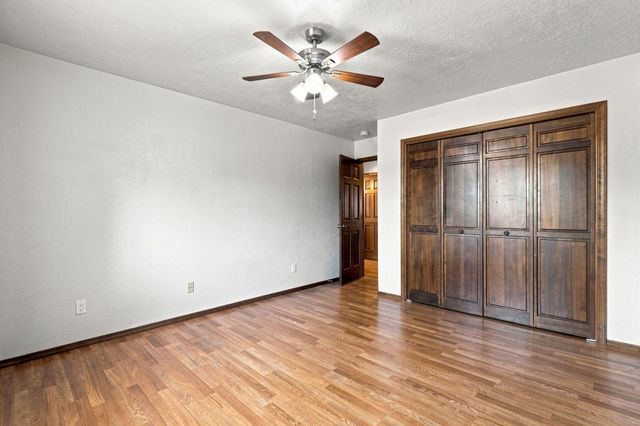 1301 Ridgecrest Loop SE, Albuquerque, NM 87108