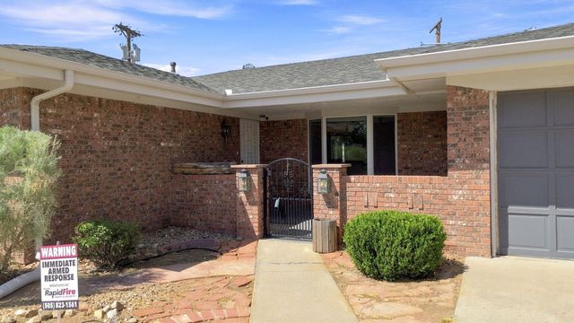 1301 Ridgecrest Loop SE, Albuquerque, NM 87108