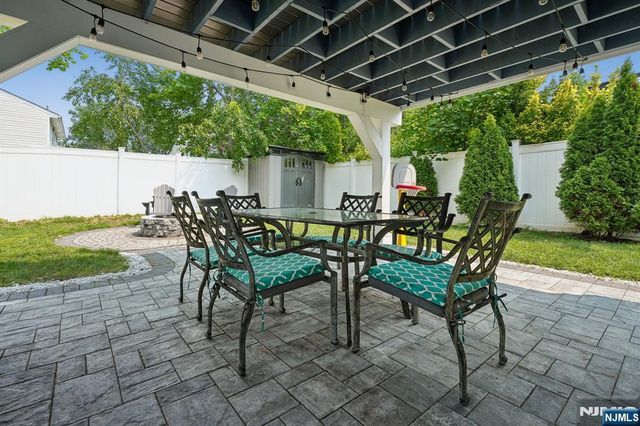 39-23 Morlot Avenue, Fair Lawn, NJ 07410