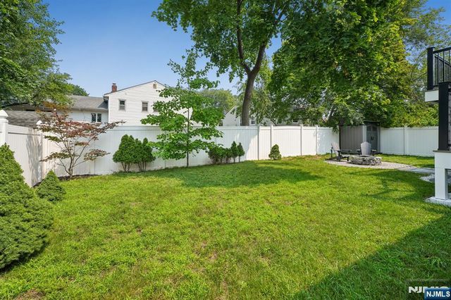 39-23 Morlot Avenue, Fair Lawn, NJ 07410