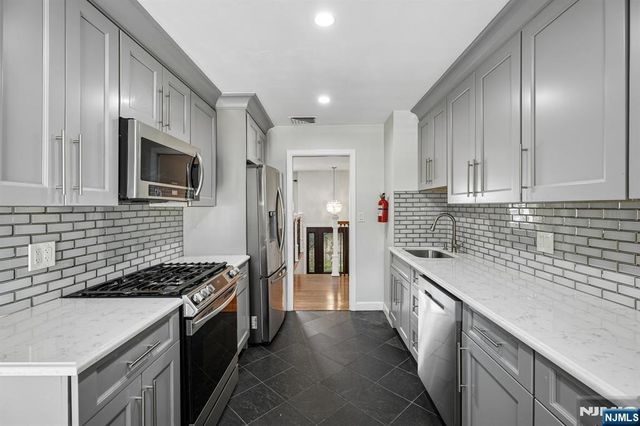 39-23 Morlot Avenue, Fair Lawn, NJ 07410