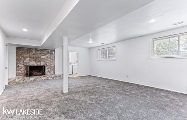 18130 Roseland Boulevard, Lathrup Village, MI 48076