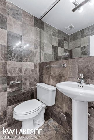 18130 Roseland Boulevard, Lathrup Village, MI 48076