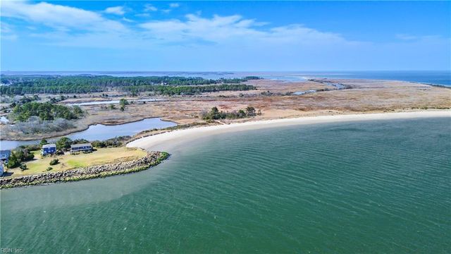215 Lighthouse DR, Hampton, VA 23664