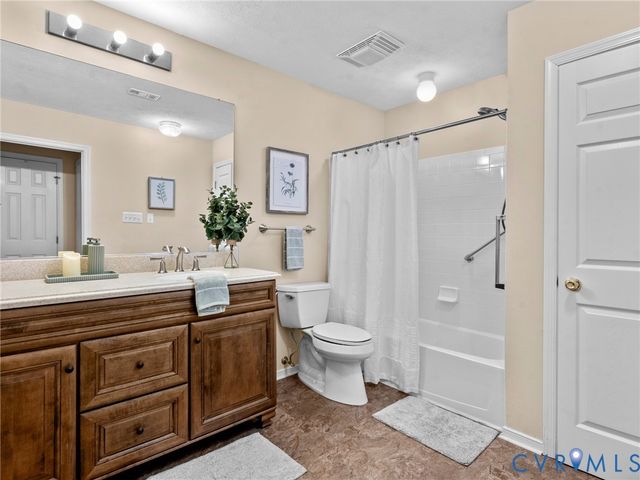 1338 Tannery Cir, Midlothian, VA 23113