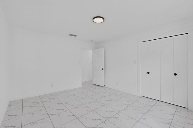 2821 Mccarley Drive, Commerce, TX 75428
