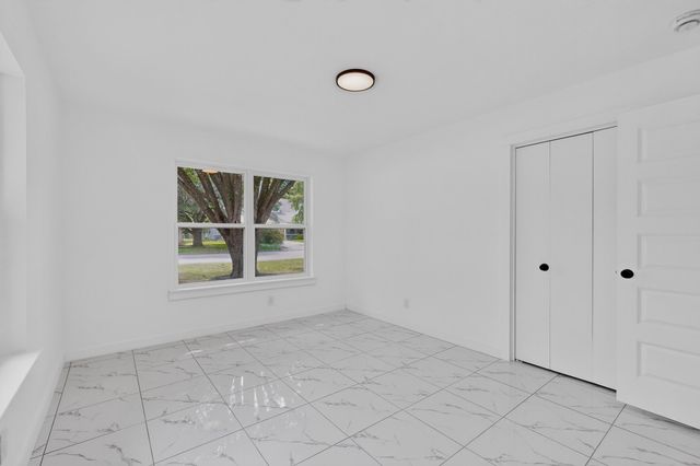 2821 Mccarley Drive, Commerce, TX 75428