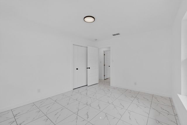 2821 Mccarley Drive, Commerce, TX 75428