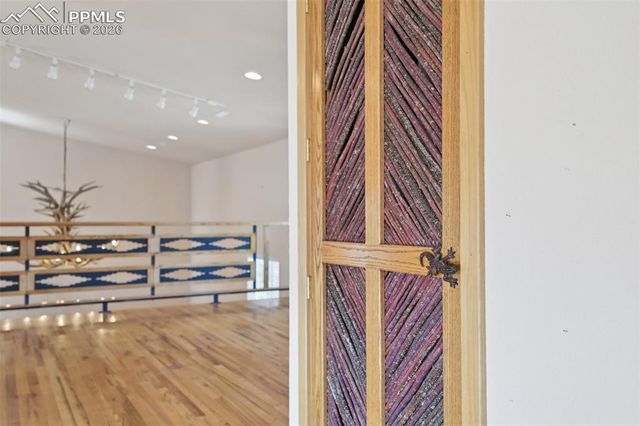 1055 N 18th Street, Colorado Springs, CO 80904