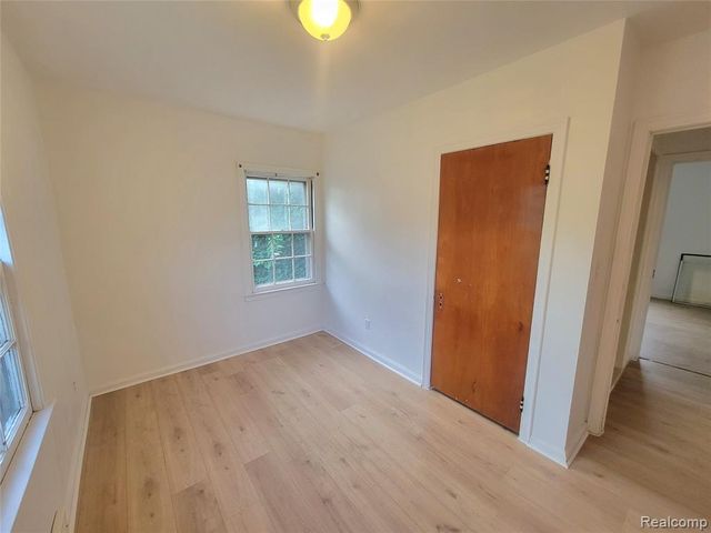 8238 Fisher Avenue, Warren, MI 48089