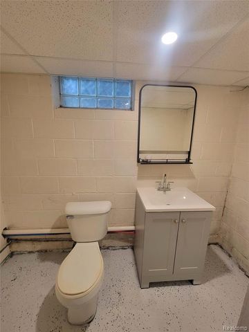8238 Fisher Avenue, Warren, MI 48089