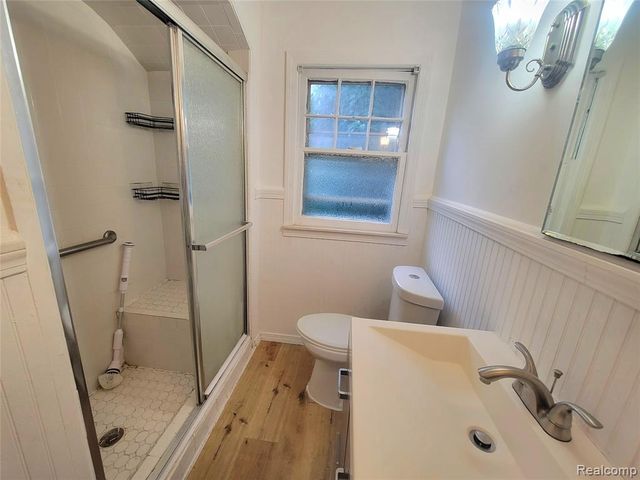 8238 Fisher Avenue, Warren, MI 48089