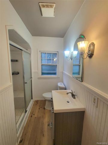 8238 Fisher Avenue, Warren, MI 48089