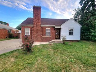 8238 Fisher Avenue, Warren, MI 48089