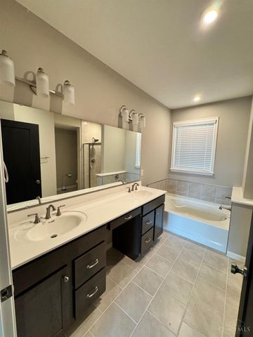 4377 Waters Edge Lane, Turtle Creek Twp, OH 45036