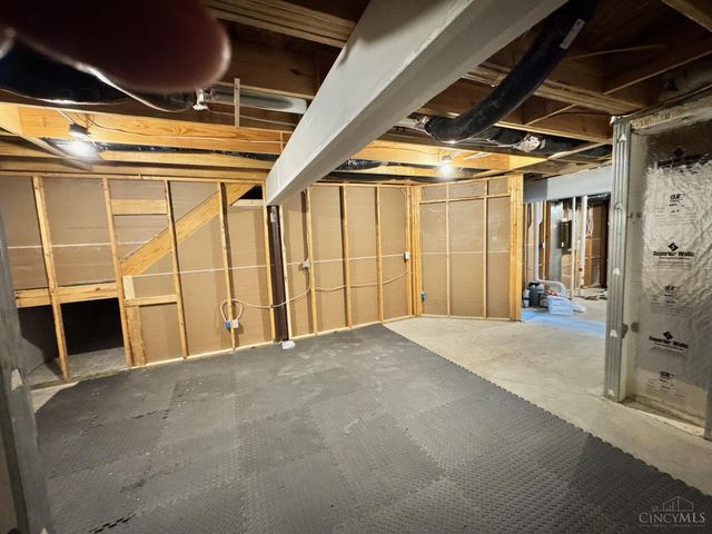 4377 Waters Edge Lane, Turtle Creek Twp, OH 45036