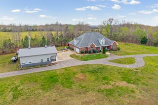 6091 Harmony Grove Rd, Hopkinsville, KY 42240