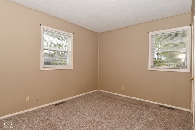 10 Thurman Drive, Whiteland, IN 46184