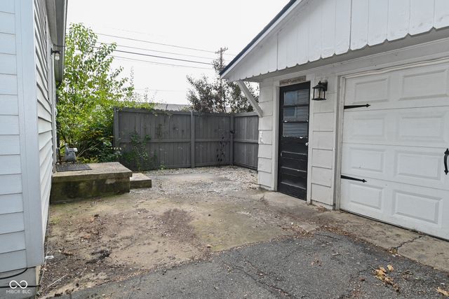 10 Thurman Drive, Whiteland, IN 46184