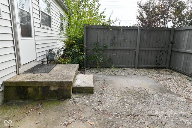 10 Thurman Drive, Whiteland, IN 46184