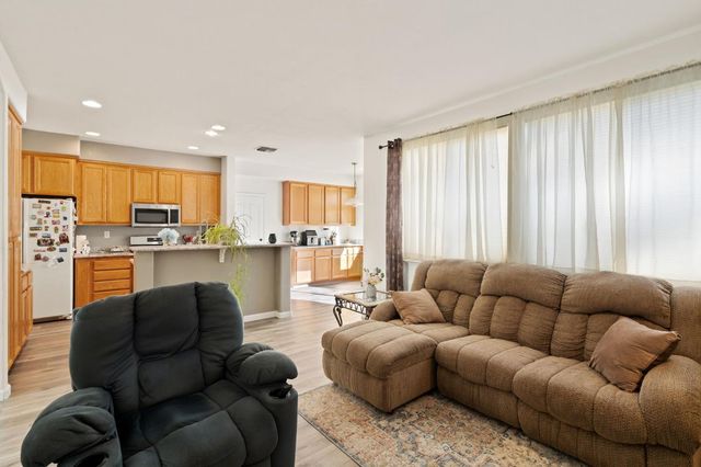 46 Bascom Ct, Sacramento, CA 95835