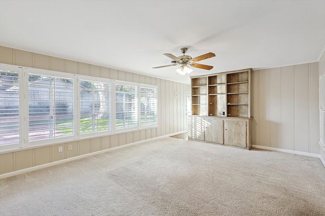 4317 Pershing Avenue, Fort Worth, TX 76107