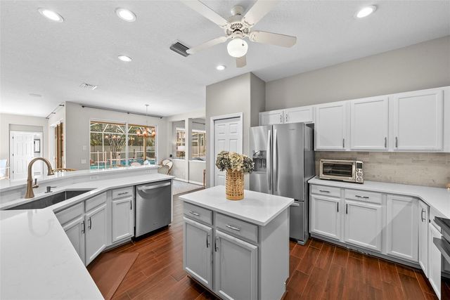519 HARBOR GROVE CIRCLE, Safety Harbor, FL 34695