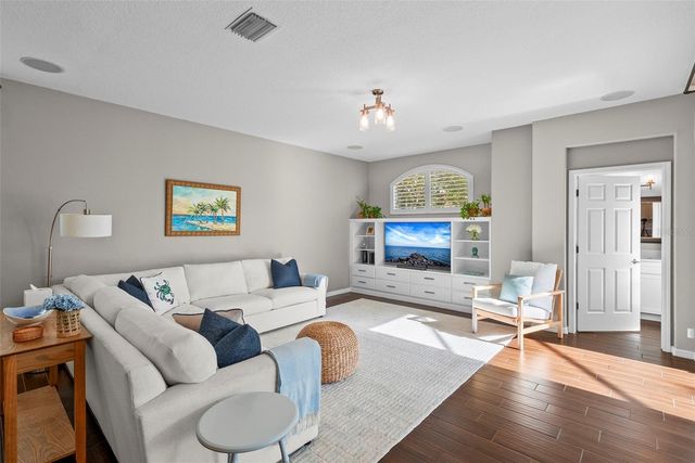 519 HARBOR GROVE CIRCLE, Safety Harbor, FL 34695