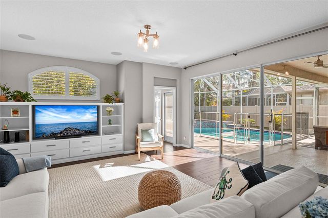 519 HARBOR GROVE CIRCLE, Safety Harbor, FL 34695