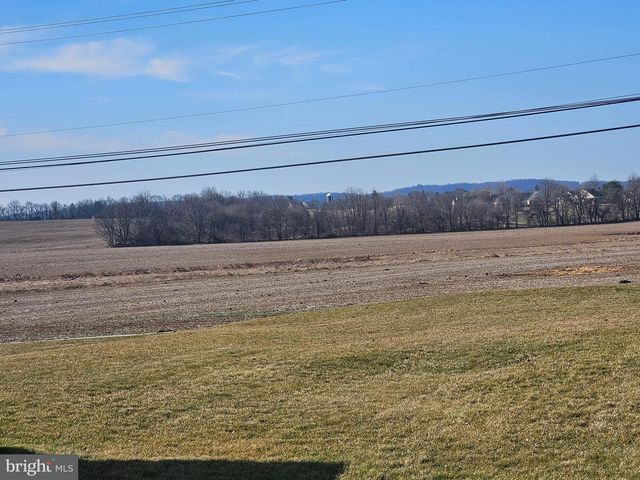 75 OATFIELD LN, Palmyra, PA 17078