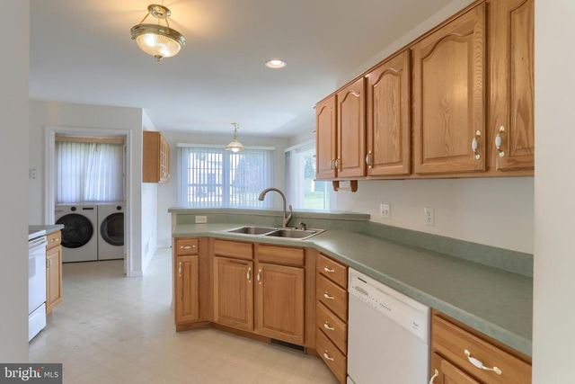 75 OATFIELD LN, Palmyra, PA 17078