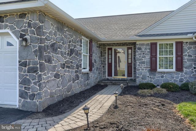 75 OATFIELD LN, Palmyra, PA 17078
