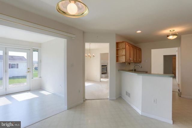 75 OATFIELD LN, Palmyra, PA 17078