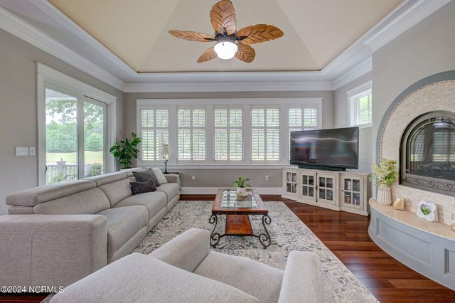 281 Red Fox Run Drive, Wallace, NC 28466