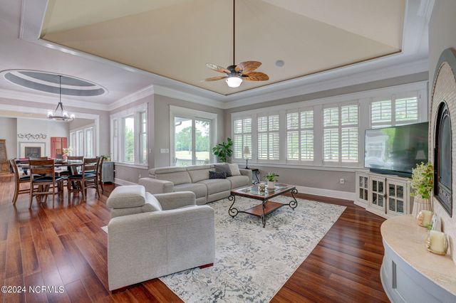 281 Red Fox Run Drive, Wallace, NC 28466