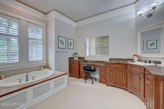 281 Red Fox Run Drive, Wallace, NC 28466