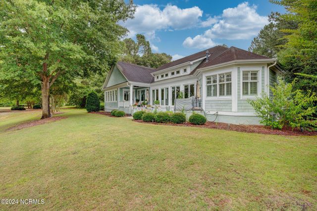 281 Red Fox Run Drive, Wallace, NC 28466