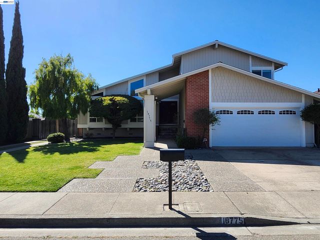 18775 E Cavendish Dr, Castro Valley, CA 94552