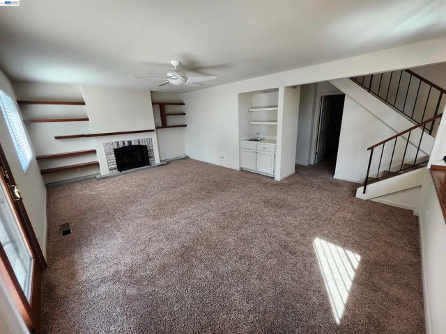 18775 E Cavendish Dr, Castro Valley, CA 94552