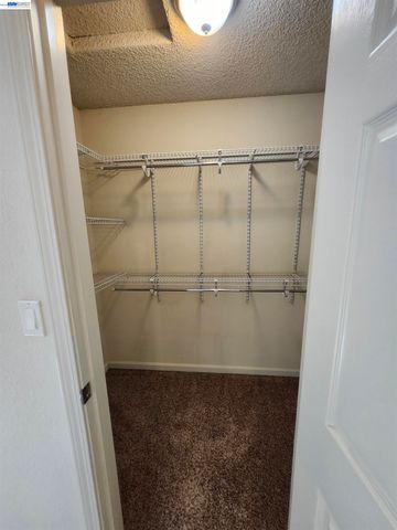 18775 E Cavendish Dr, Castro Valley, CA 94552