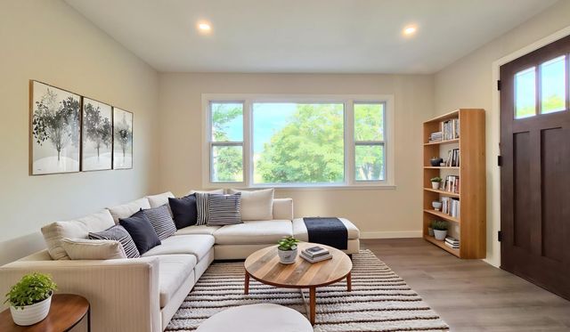 3936 Longfellow Avenue S, Minneapolis, MN 55407