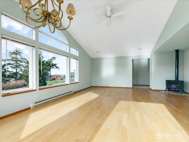 670 El Prado Avenue, Coupeville, WA 98239