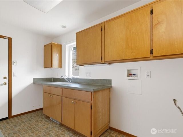 670 El Prado Avenue, Coupeville, WA 98239